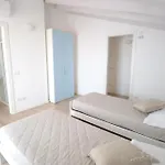 Finisterrae 6 Immobiliare Living Apartment