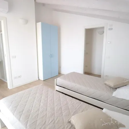 Finisterrae 6 Immobiliare Living Apartment